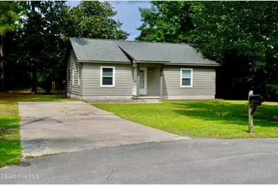 205 Lenoir Street, Newport, NC 28570 - Photo 1
