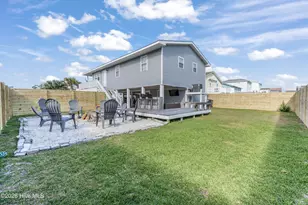 119 Virginia Ave, Carolina Beach, NC 28428 - Photo 17