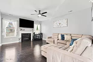 601 Aurora Pl, Hampstead, NC 28443 - Photo 9