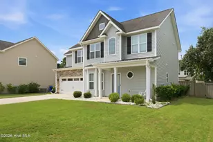 601 Aurora Pl, Hampstead, NC 28443 - Photo 3