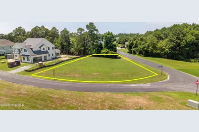 800 Lake Willow Way, Holly Ridge, NC 28445 - Photo 5