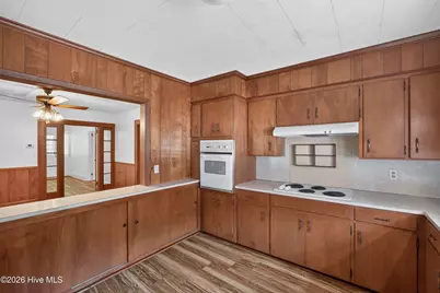 309 E Main Street, Magnolia, NC 28453 - Photo 15
