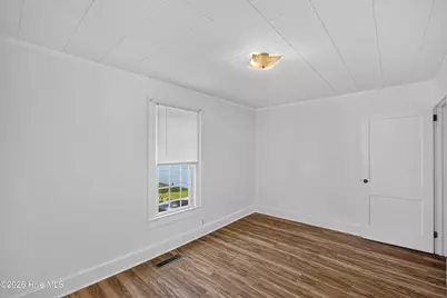 309 E Main Street, Magnolia, NC 28453 - Photo 23