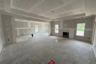 201 Ashley Hts Dr, Aberdeen, NC 28315 - Photo 3