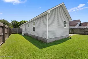 506 Mattocks Ave, Maysville, NC 28555 - Photo 25