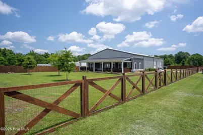 618 Hwy 17 N, Holly Ridge, NC 28445 - Photo 1
