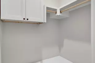 404 S Bodenheimer St, Burgaw, NC 28425 - Photo 11