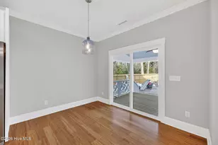 404 S Bodenheimer St, Burgaw, NC 28425 - Photo 7