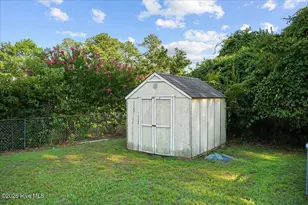 2595 Pine Knoll Dr, Kinston, NC 28504 - Photo 9