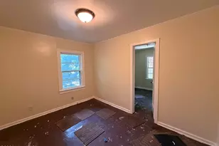 1205 Cedar Ln, Kinston, NC 28501 - Photo 3