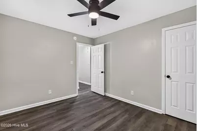 127 Kitt Drive, Jacksonville, NC 28540 - Photo 17