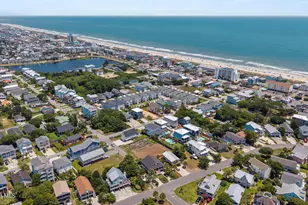 210 Greenville Ave, Carolina Beach, NC 28428 - Photo 17