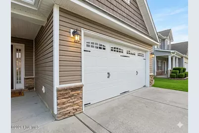 757 Radiant Drive, Jacksonville, NC 28546 - Photo 3