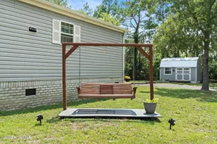 1060 Poplar Rd, Southport, NC 28461 - Photo 35