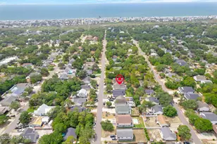 123 NE 15th St, Oak Island, NC 28465 - Photo 9