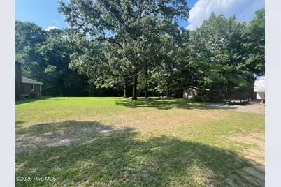 197 Hillcrest Drive, Elizabethtown, NC 28337 - Photo 9