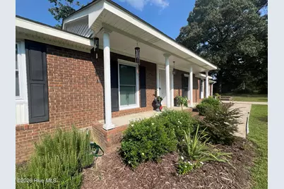 197 Hillcrest Drive, Elizabethtown, NC 28337 - Photo 3