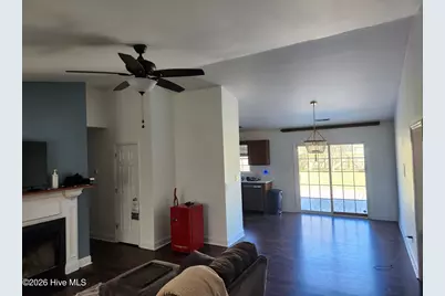 407 S Grazing Court, Sneads Ferry, NC 28460 - Photo 5