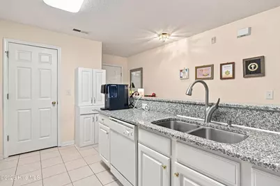5008 Hunters Trail #Unit 15, Wilmington, NC 28405 - Photo 11