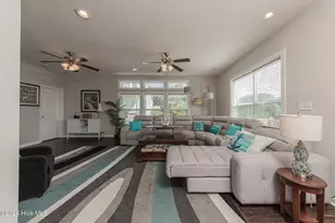 127 Eastview Dr, Emerald Isle, NC 28594 - Photo 17