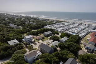127 Eastview Dr, Emerald Isle, NC 28594 - Photo 39
