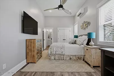 326 NE 55th Street, Oak Island, NC 28465 - Photo 37