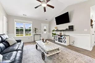 303 Crawford St, Holly Ridge, NC 28445 - Photo 13
