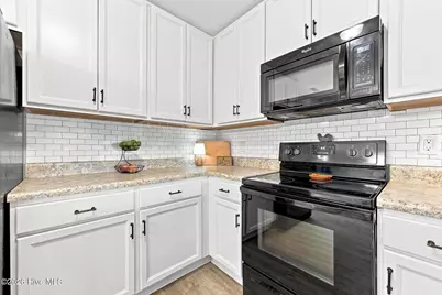 303 Crawford Street, Holly Ridge, NC 28445 - Photo 19