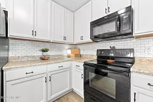 303 Crawford St, Holly Ridge, NC 28445 - Photo 19