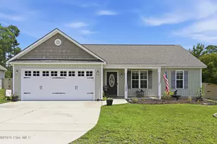 303 Crawford St, Holly Ridge, NC 28445 - Photo 1