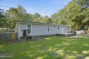 295 Groves Point Cir, Hampstead, NC 28443 - Photo 47