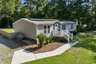 295 Groves Point Cir, Hampstead, NC 28443 - Photo 37