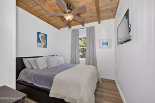 310 SE 79th St, Oak Island, NC 28465 - Photo 5