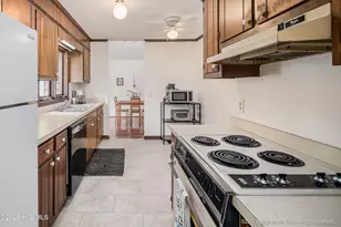 102 Southridge Dr, Greenville, NC 27858 - Photo 25