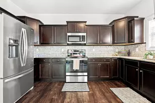 815 Tuscarora Trl, Jacksonville, NC 28546 - Photo 9