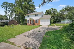 403 Woodhille Dr, Goldsboro, NC 27530 - Photo 3