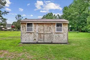 2444 Creekside Rd, Kinston, NC 28504 - Photo 9