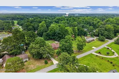 2444 Creekside Road, Kinston, NC 28504 - Photo 17