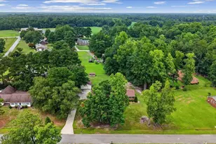 2444 Creekside Rd, Kinston, NC 28504 - Photo 15