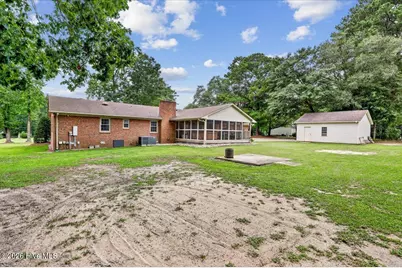 2444 Creekside Road, Kinston, NC 28504 - Photo 11