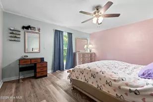 423 S Edgewood Cir, Whiteville, NC 28472 - Photo 9