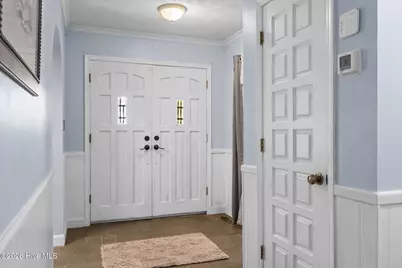 423 S Edgewood Circle, Whiteville, NC 28472 - Photo 7