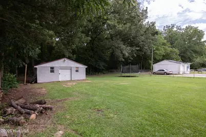 115 Trent Circle, Greenville, NC 27834 - Photo 3