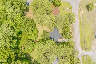224 Holly St, Vass, NC 28394 - Photo 37