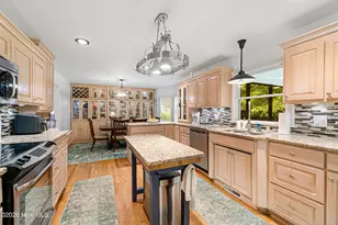 415 Hillcrest Dr, Morehead City, NC 28557 - Photo 9