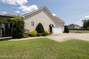 395 Laurie Ellis Rd, Winterville, NC 28590 - Photo 5