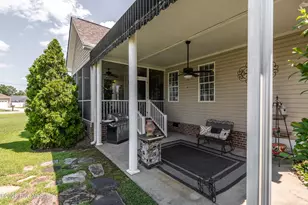 395 Laurie Ellis Rd, Winterville, NC 28590 - Photo 15