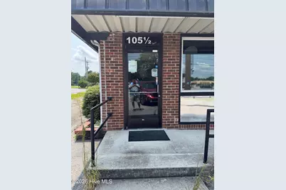 105 Western Boulevard, Jacksonville, NC 28546 - Photo 11