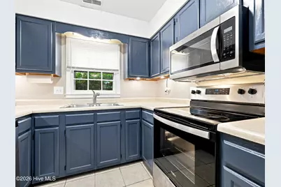 110 Palace Circle, Jacksonville, NC 28546 - Photo 7