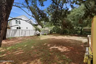 2035 Smithfield St, Kill Devil Hills, NC 27948 - Photo 25